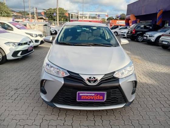 TOYOTA YARIS 1.5 16V FLEX SEDAN XL MULTIDRIVE TOYOTA YARIS 1.5 16V FLEX SEDAN XL MULTIDRIVE